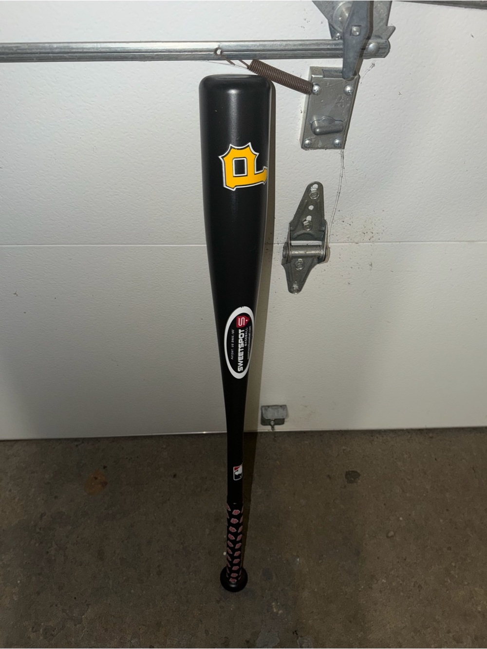 MLB Baseball Sweetspot Pittsburgh Pirates Plastic Wiffle Ball Bat Brand New PIT.